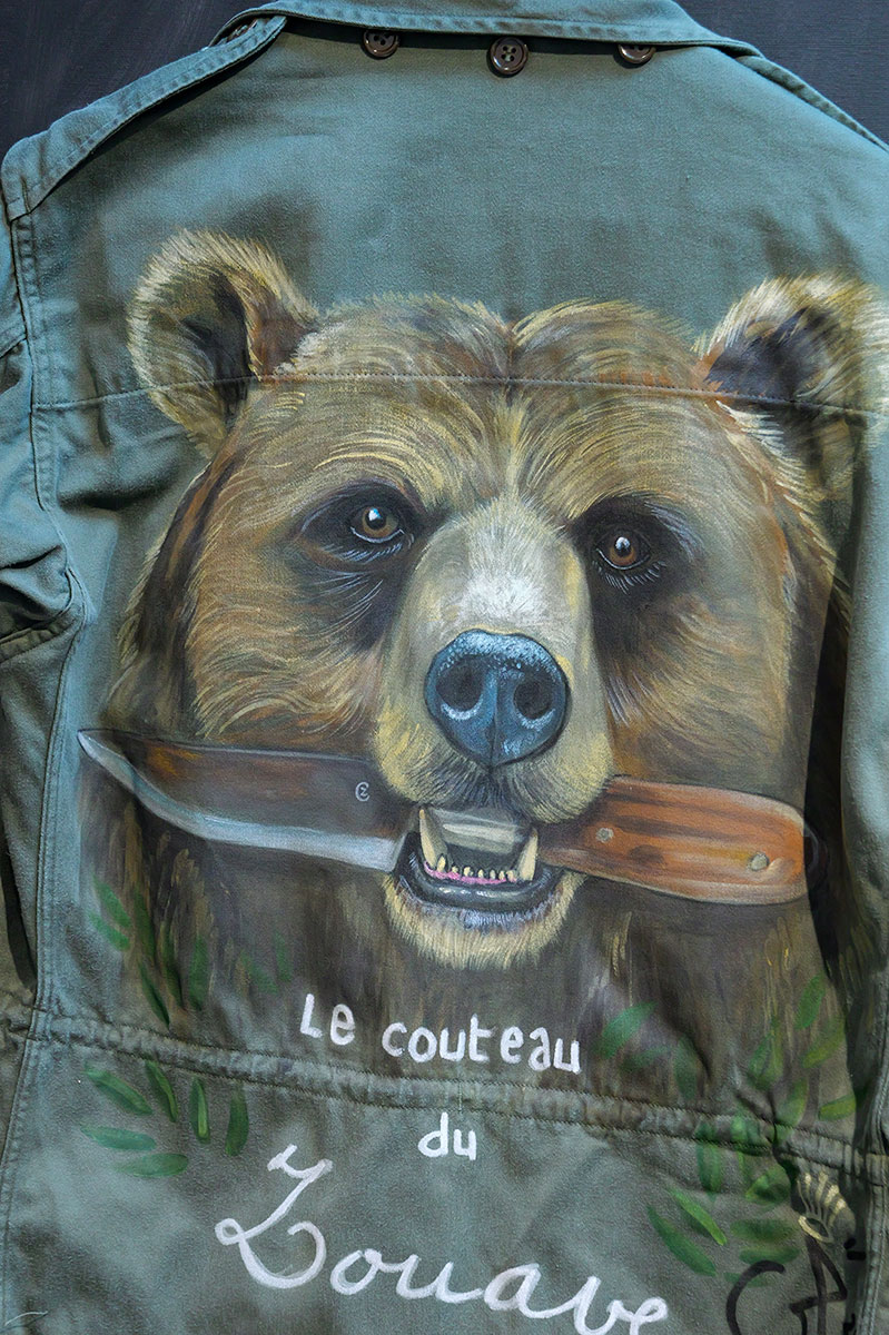Veste peinte Ours par Geoffrey Payen